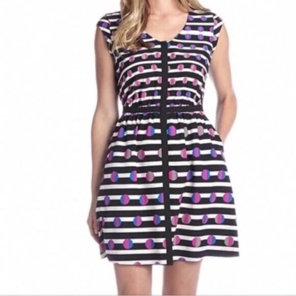 Cynthia Rowley Cap Sleeve Retro Futuristic Striped Button Down Dress - Size 2 - Picture 1 of 9